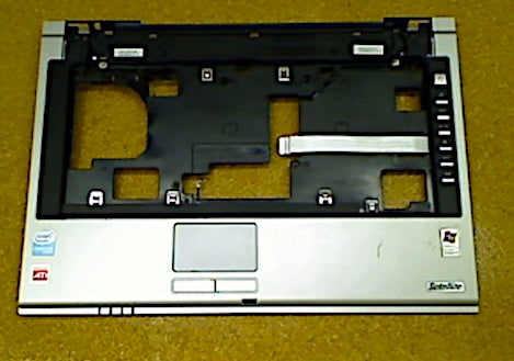 Toshiba Satellite M50 PSM53A-02M003 Palmrest and Touchpad Online