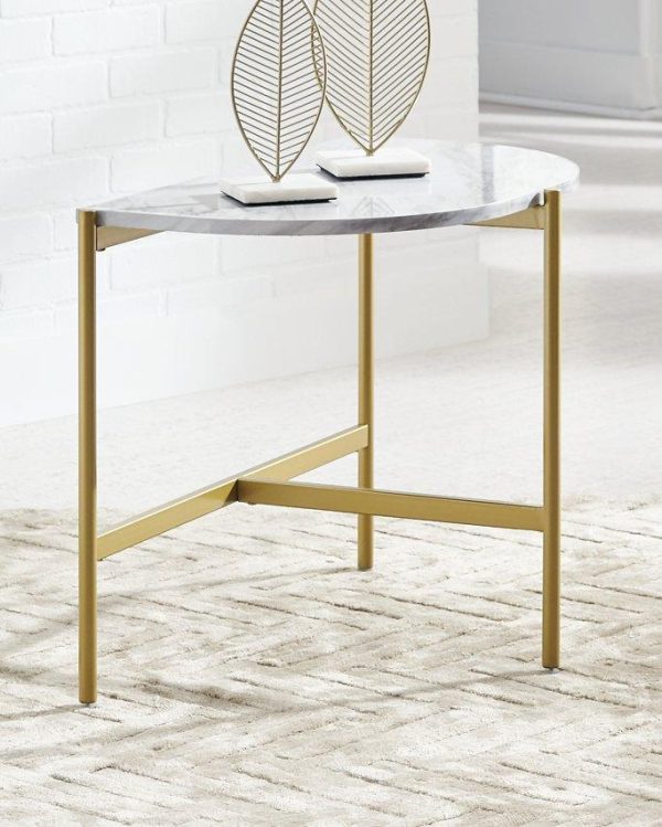 Wynora Chairside End Table For Sale